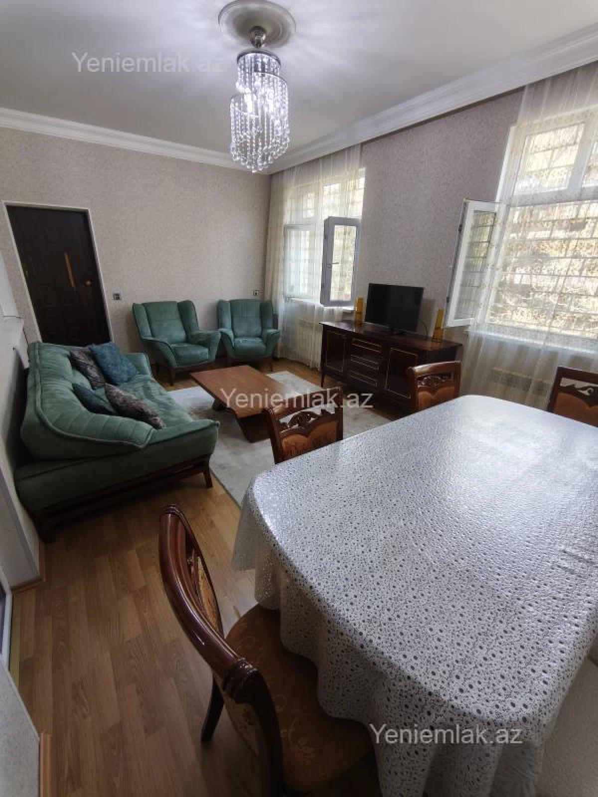 Satılır 3 otaqlı köhnə tikili 70 m²