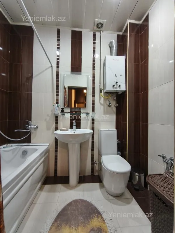 Satılır 3 otaqlı köhnə tikili 70 m²