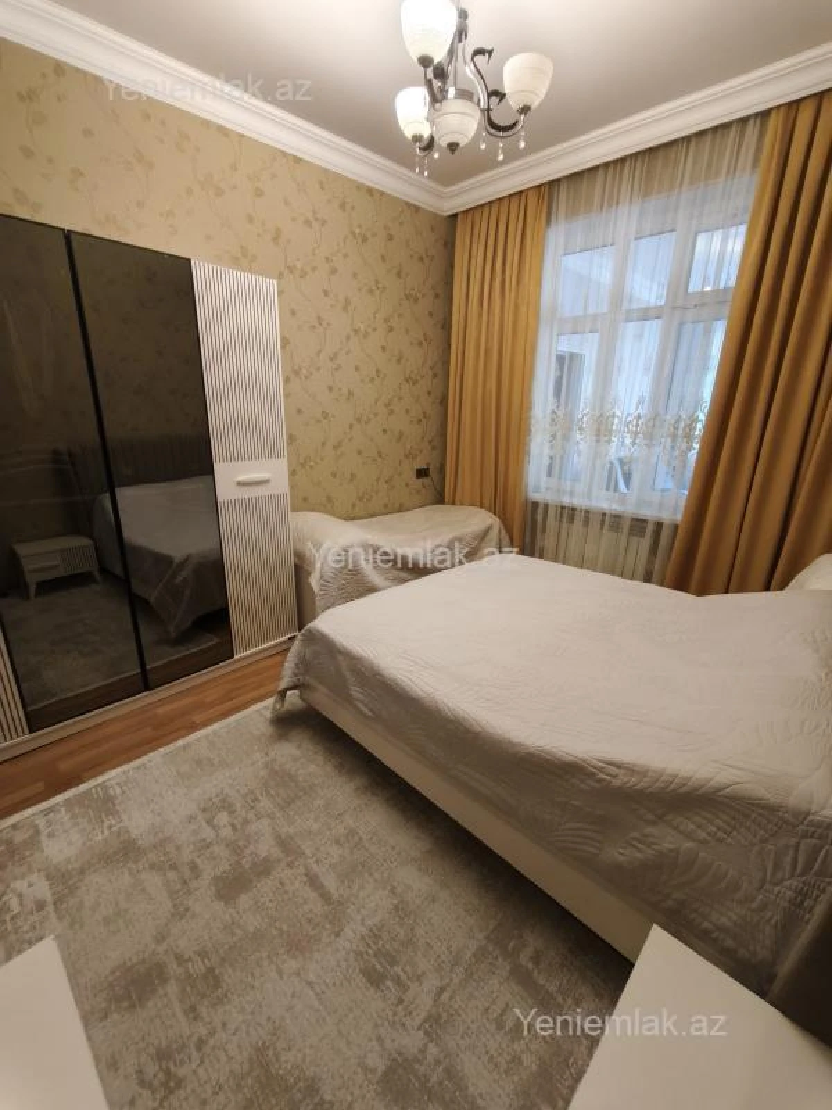 Satılır 3 otaqlı köhnə tikili 70 m²