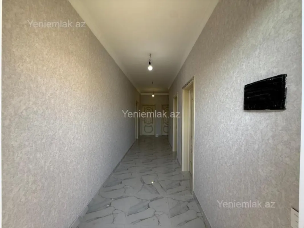 Satılır 4 otaqlı həyət evi 130 m²