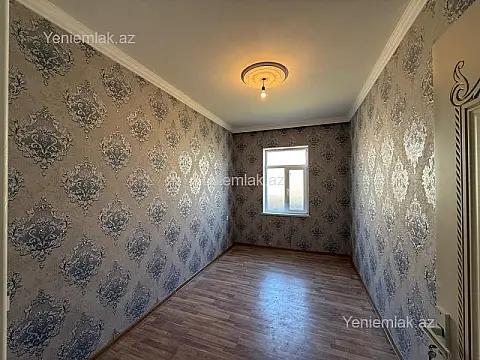 Satılır 4 otaqlı həyət evi 130 m²