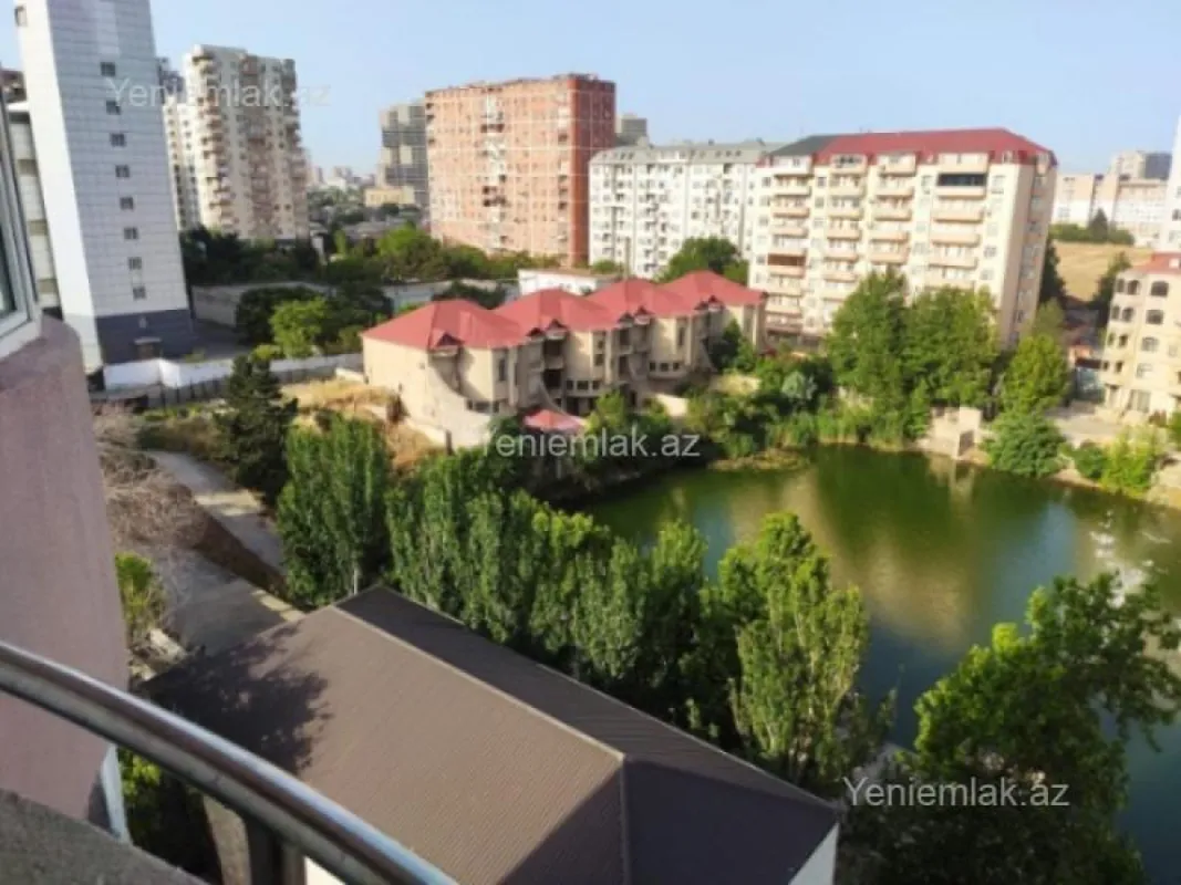 Satılır 3 otaqlı yeni tikili 160 m²