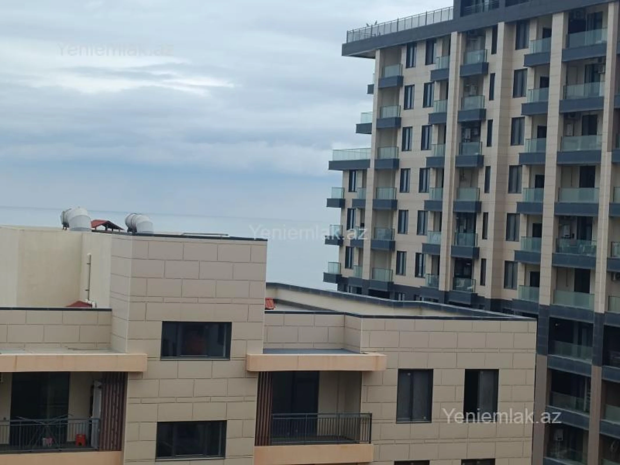 Satılır 3 otaqlı yeni tikili 140 m²