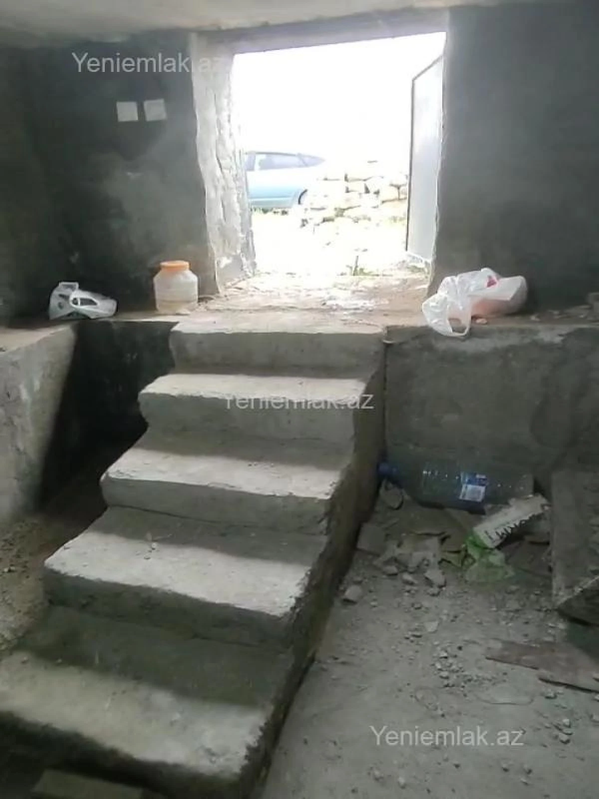 Satılır 2 otaqlı həyət evi 67 m²