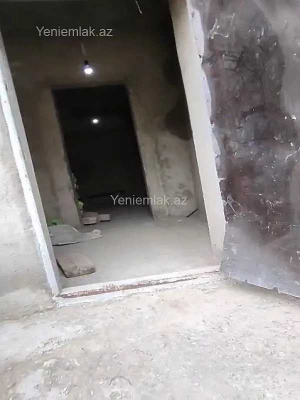 Satılır 2 otaqlı həyət evi 67 m²