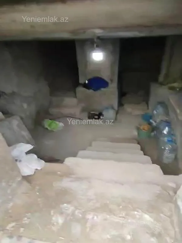 Satılır 2 otaqlı həyət evi 67 m²