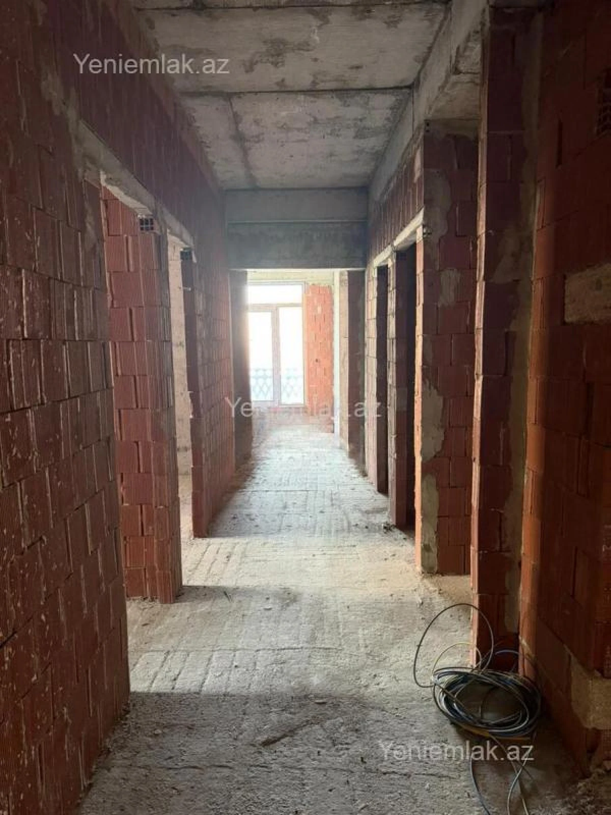 Satılır 3 otaqlı yeni tikili 147 m²