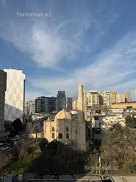 Satılır 3 otaqlı yeni tikili 147 m²