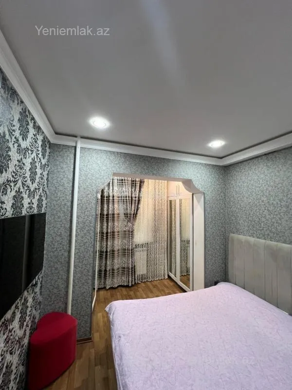 Satılır 2 otaqlı köhnə tikili 55 m²