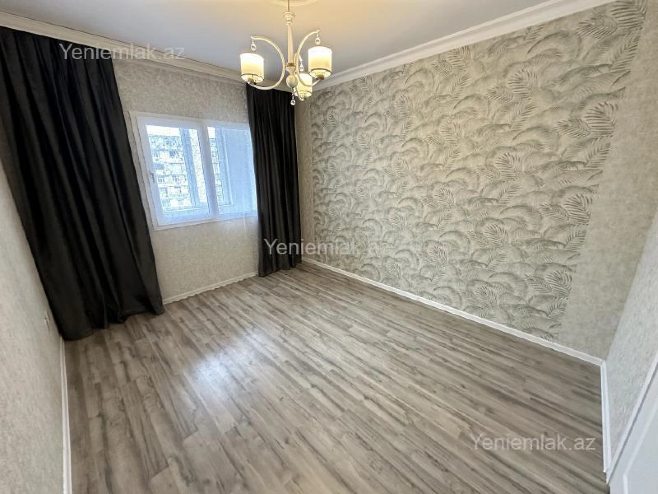 Satılır 2 otaqlı köhnə tikili 60 m²