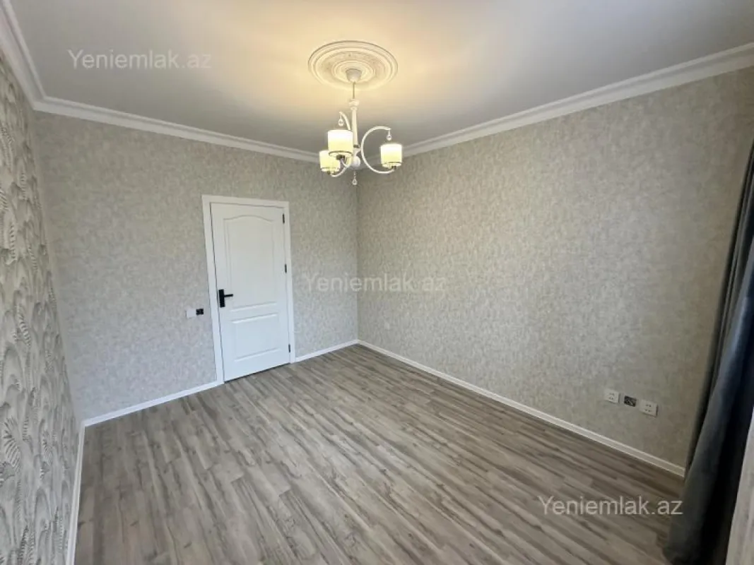 Satılır 2 otaqlı köhnə tikili 60 m²