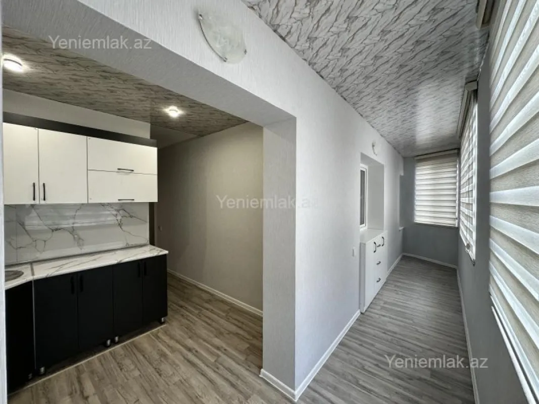 Satılır 2 otaqlı köhnə tikili 60 m²