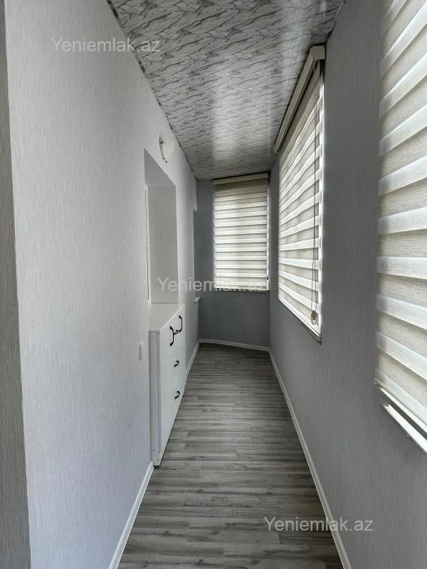 Satılır 2 otaqlı köhnə tikili 60 m²