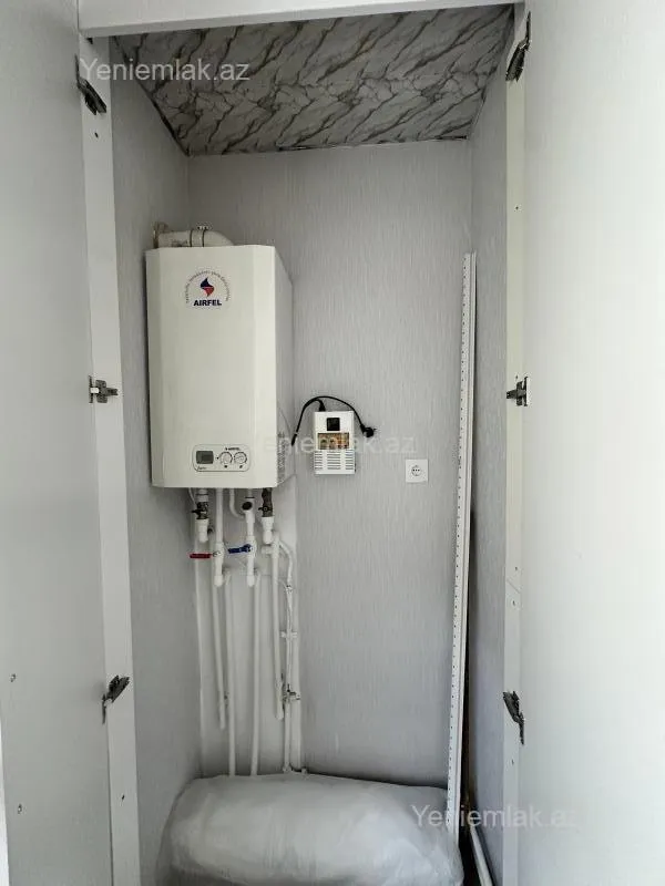 Satılır 2 otaqlı köhnə tikili 60 m²