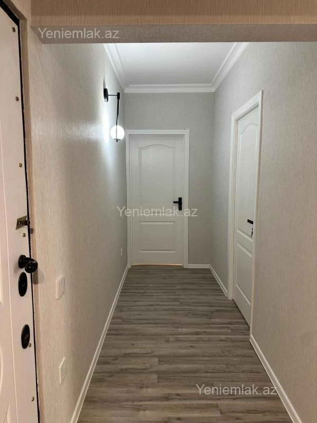 Satılır 2 otaqlı köhnə tikili 60 m²