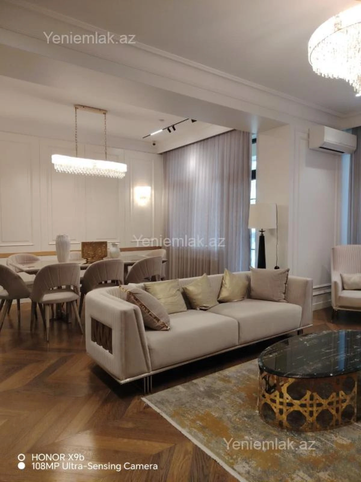 Satılır 4 otaqlı yeni tikili 210.5 m²