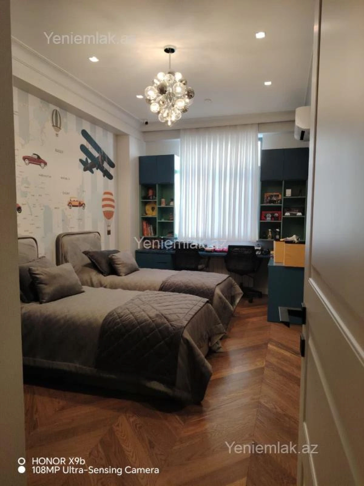 Satılır 4 otaqlı yeni tikili 210.5 m²