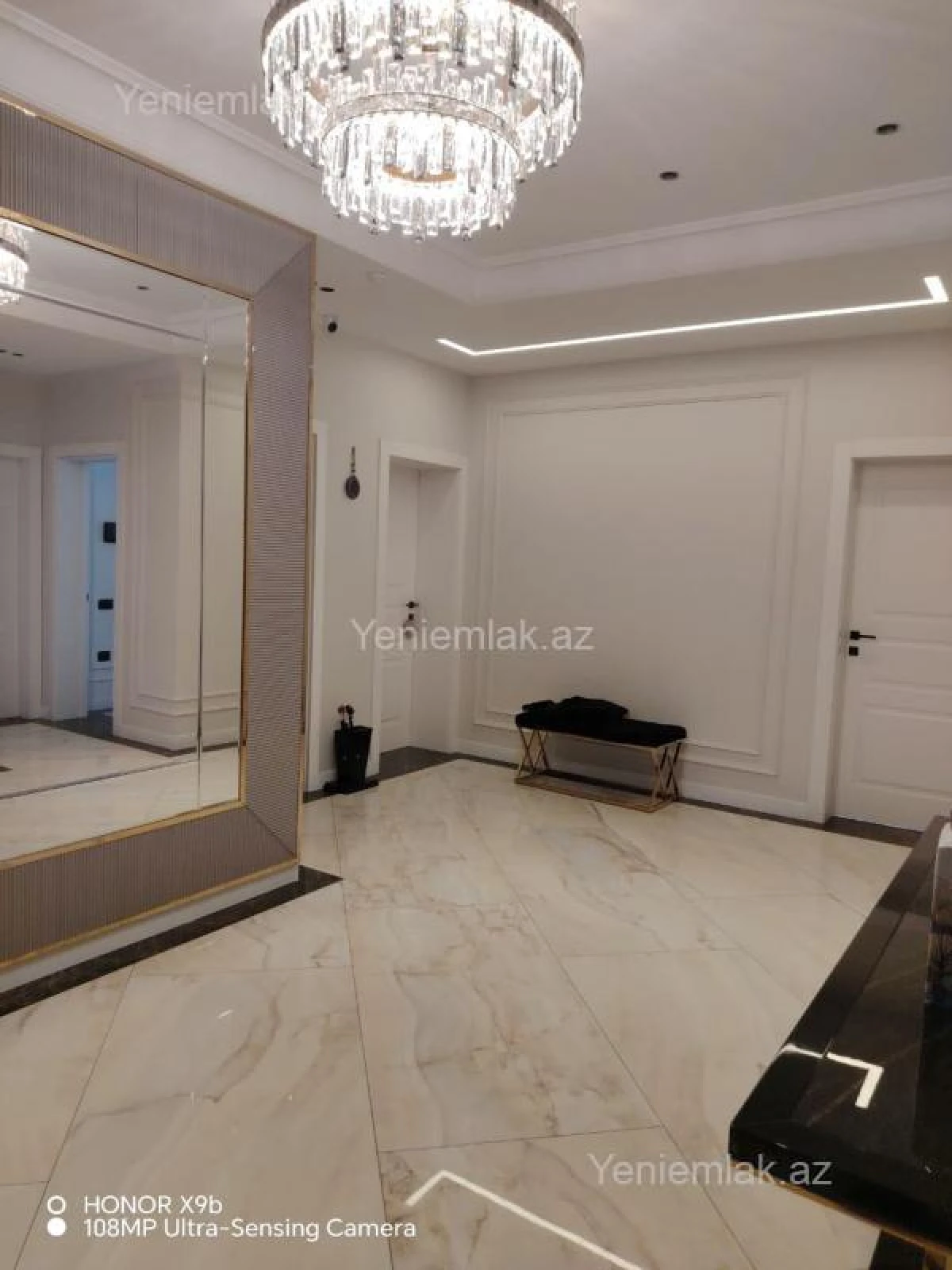 Satılır 4 otaqlı yeni tikili 210.5 m²