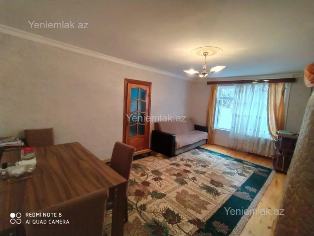 Satılır 2 otaqlı köhnə tikili 51 m²