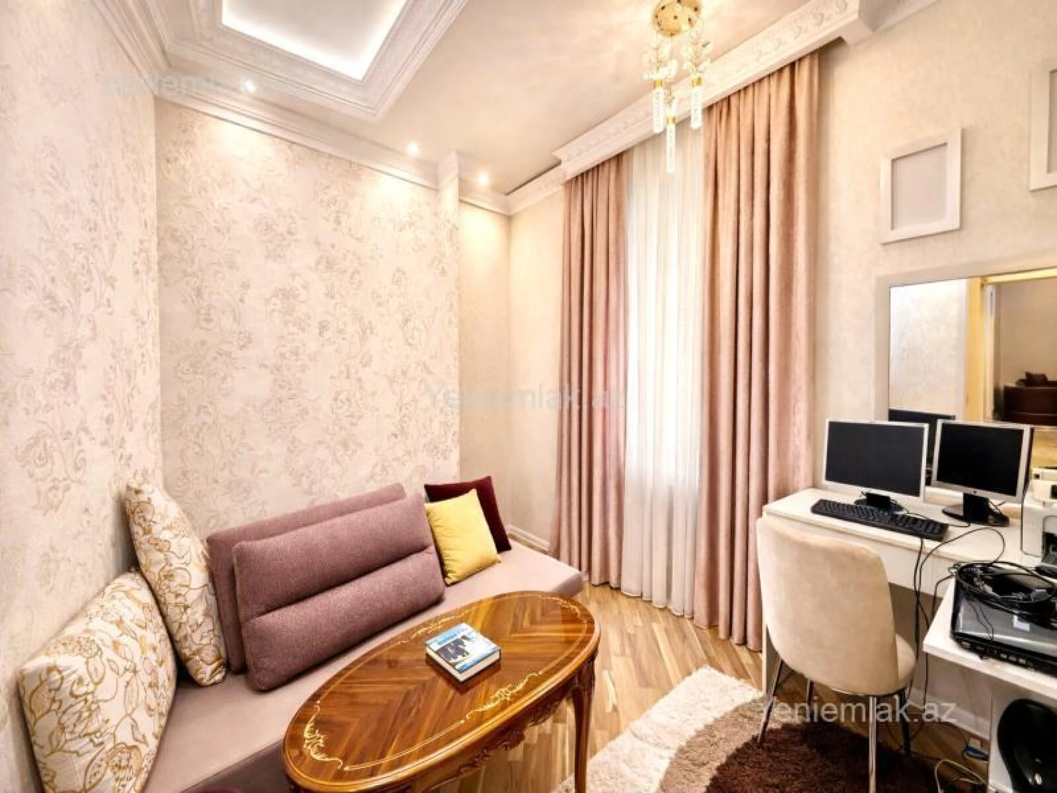 Satılır 5 otaqlı yeni tikili 160 m²