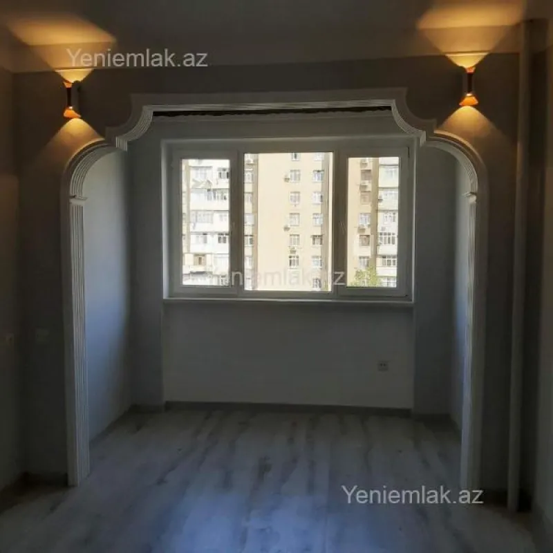 Satılır 3 otaqlı köhnə tikili 85 m²