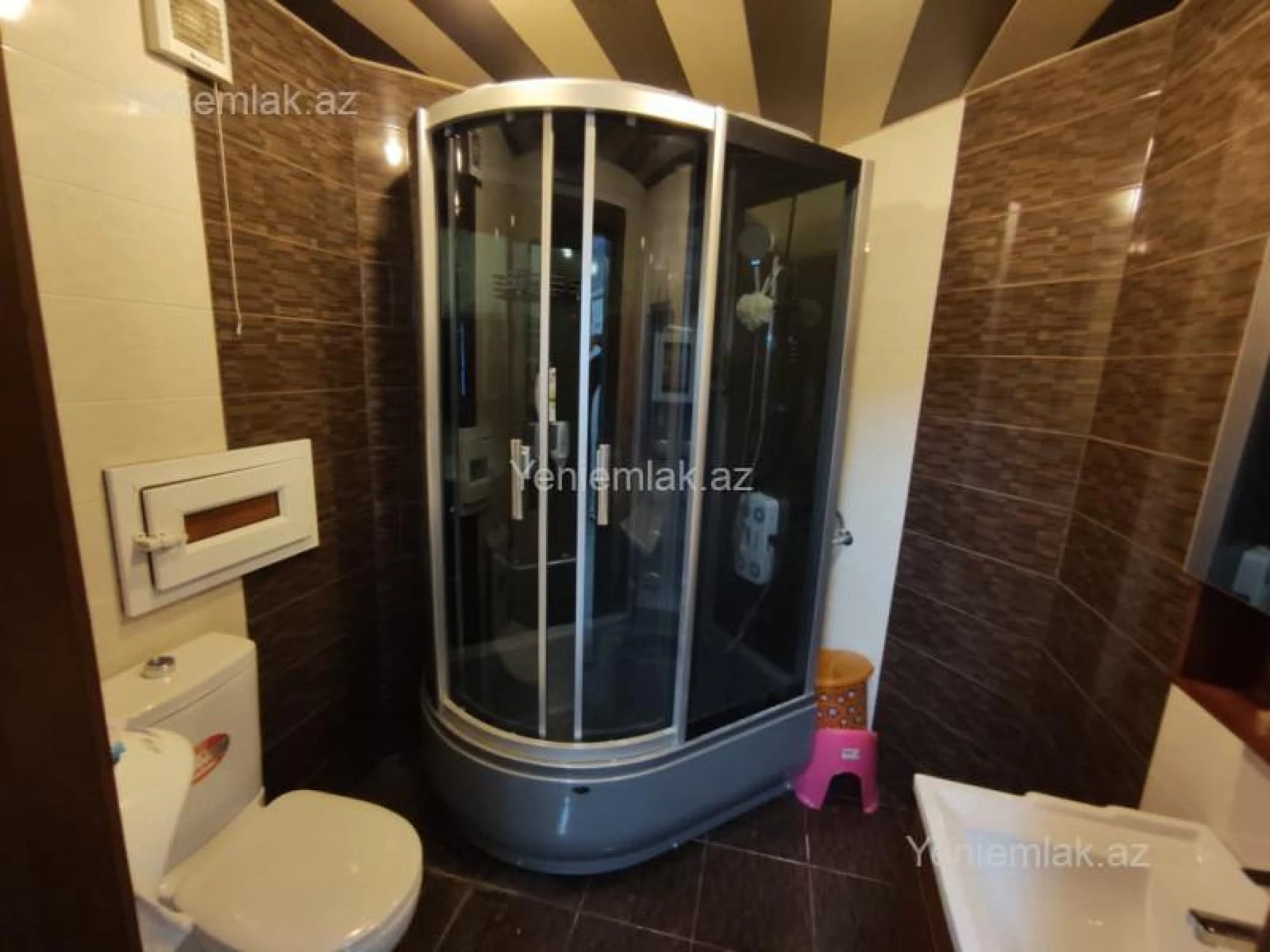 Satılır 3 otaqlı yeni tikili 145 m²