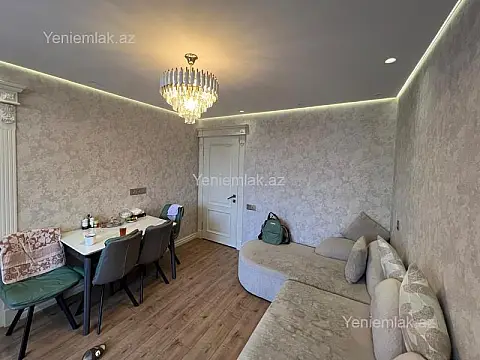 Satılır 3 otaqlı köhnə tikili 75 m²
