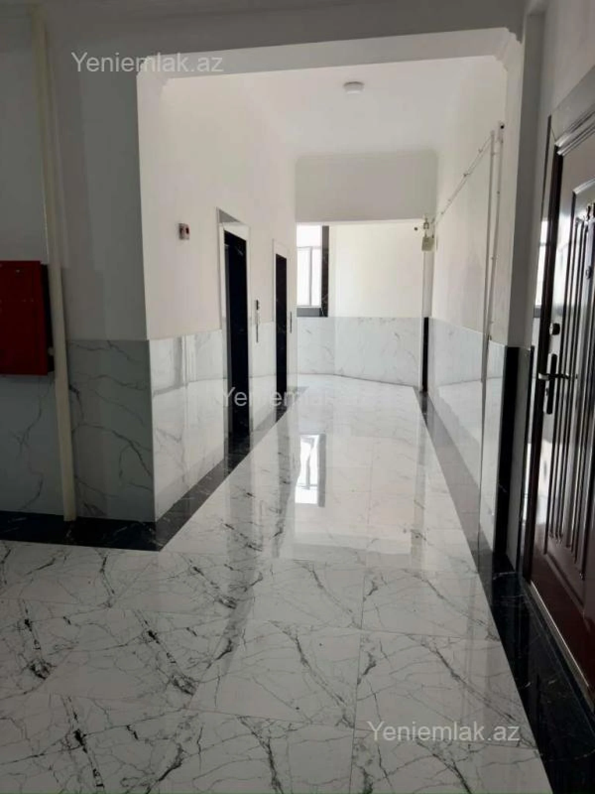 Satılır 2 otaqlı yeni tikili 92 m²