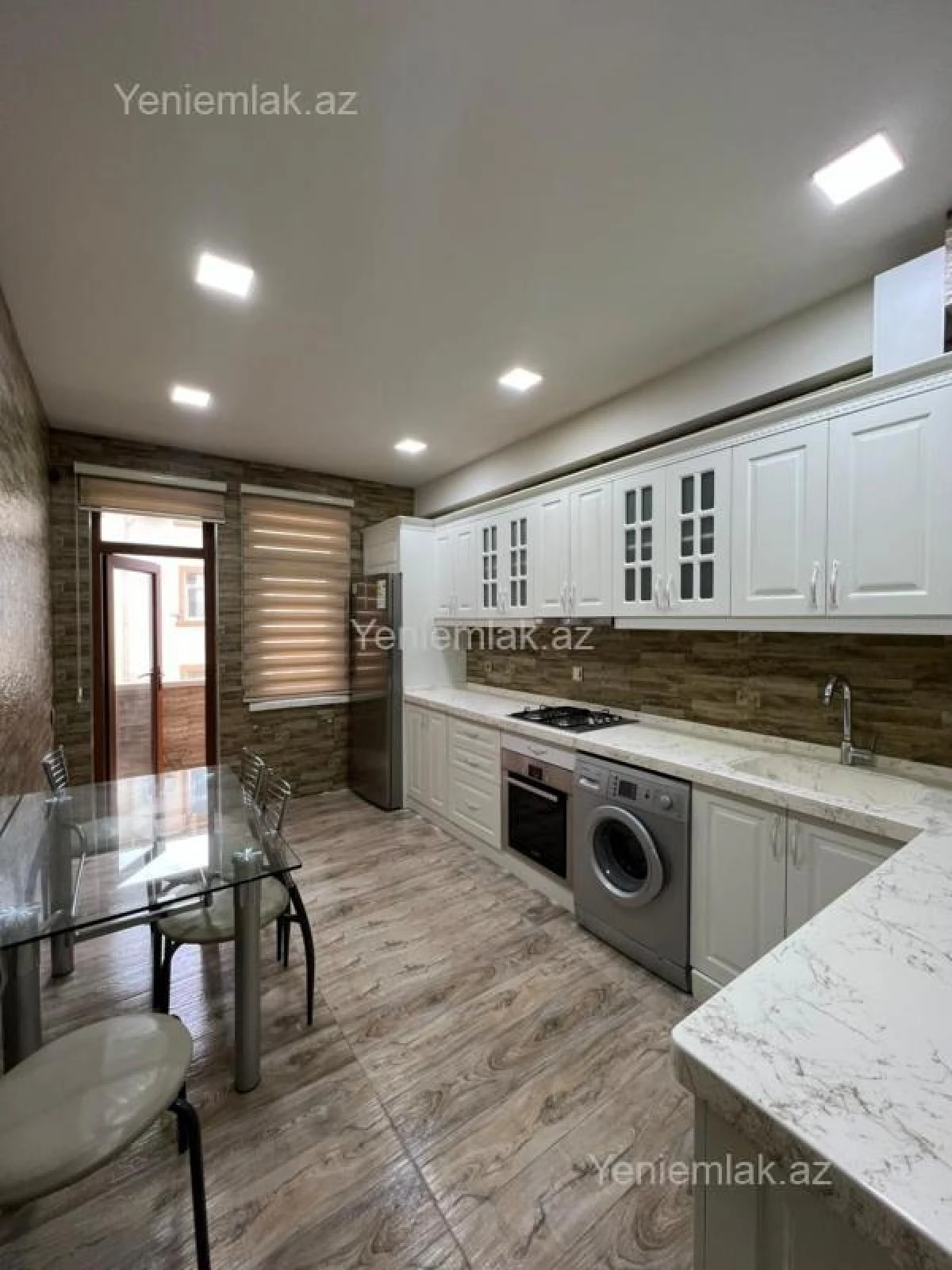 Satılır 3 otaqlı yeni tikili 80 m²