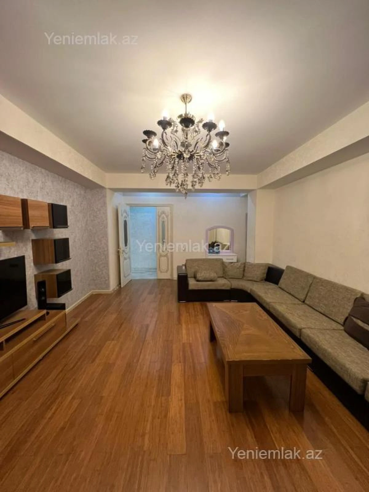 Satılır 3 otaqlı yeni tikili 80 m²