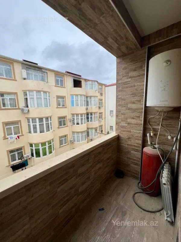 Satılır 3 otaqlı yeni tikili 80 m²