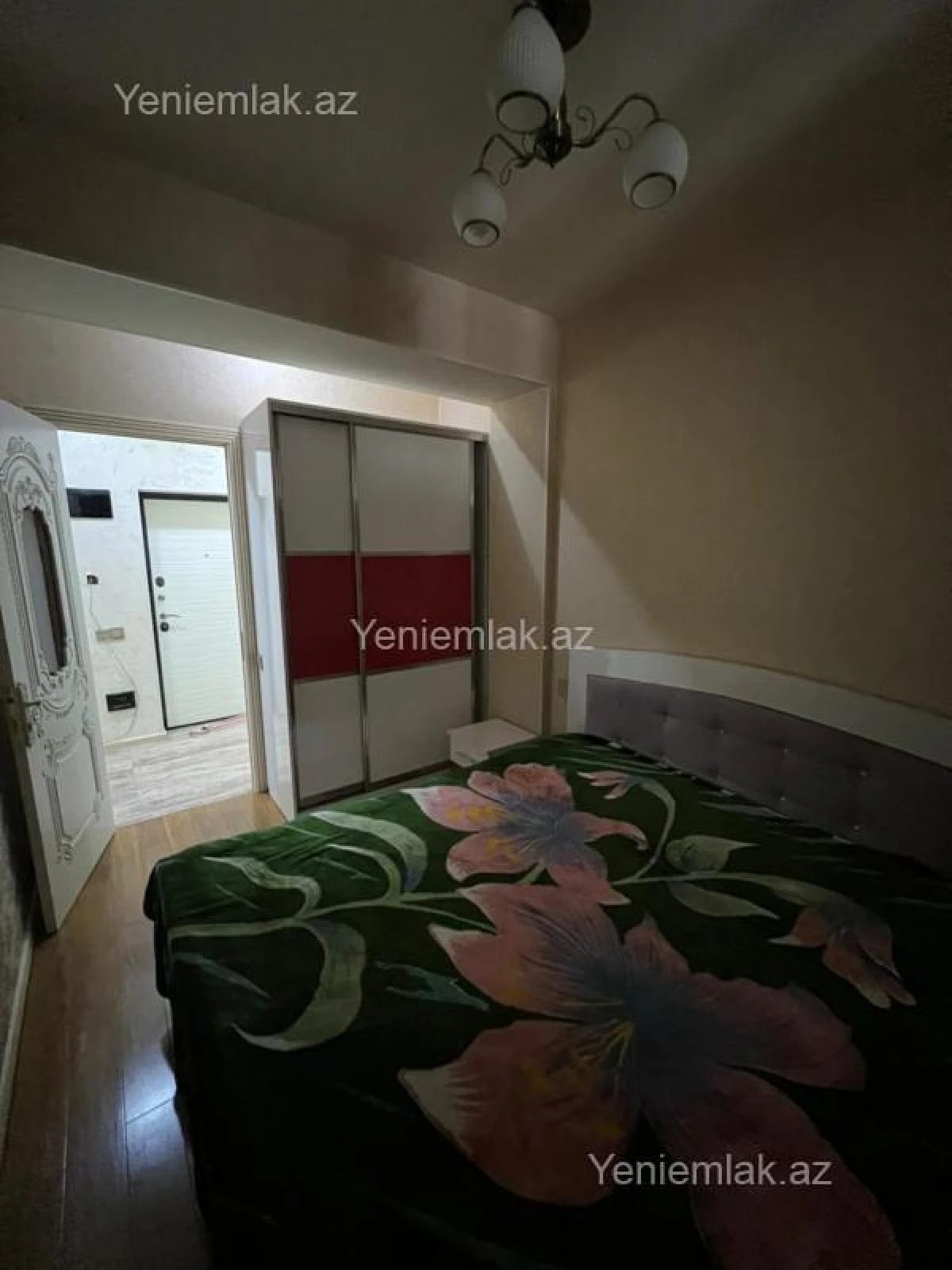 Satılır 3 otaqlı yeni tikili 80 m²