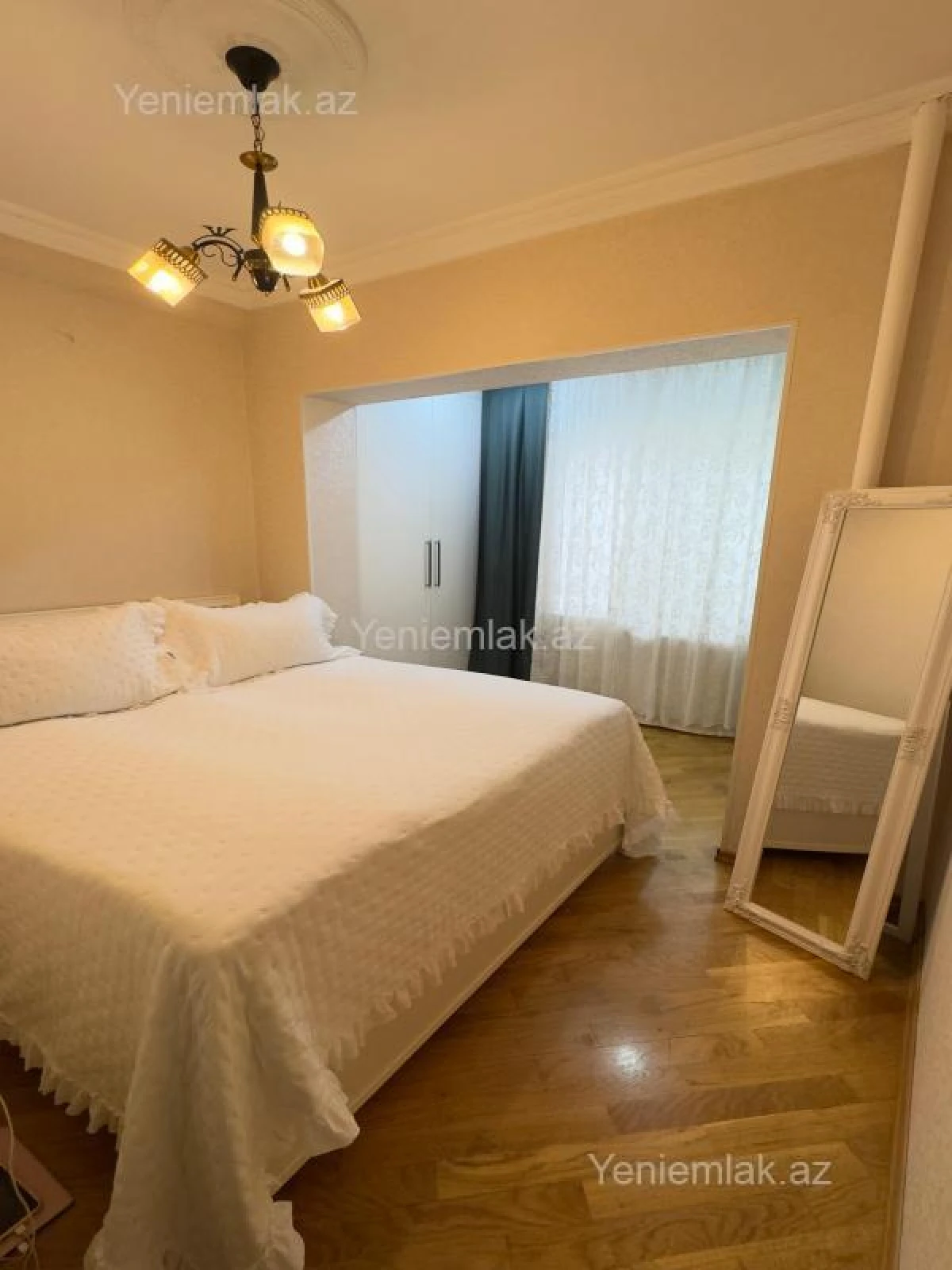 Satılır 2 otaqlı köhnə tikili 40 m²