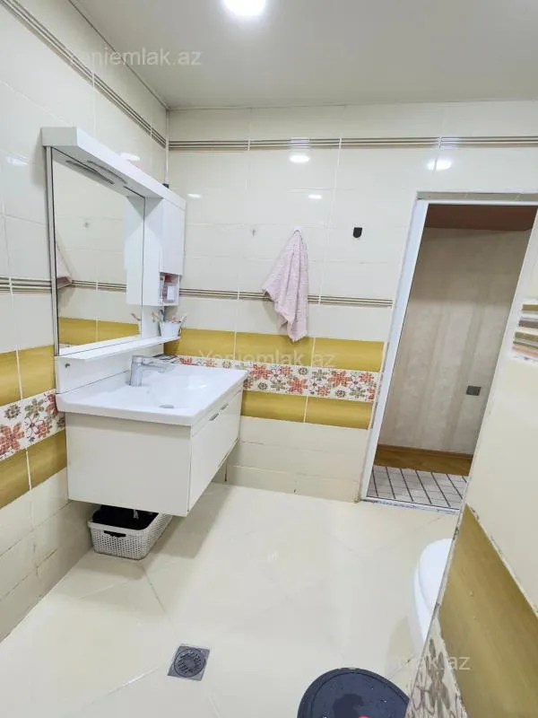 Satılır 2 otaqlı köhnə tikili 40 m²