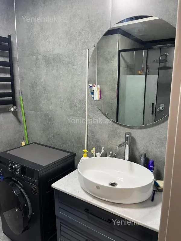 Satılır 2 otaqlı yeni tikili 70 m²