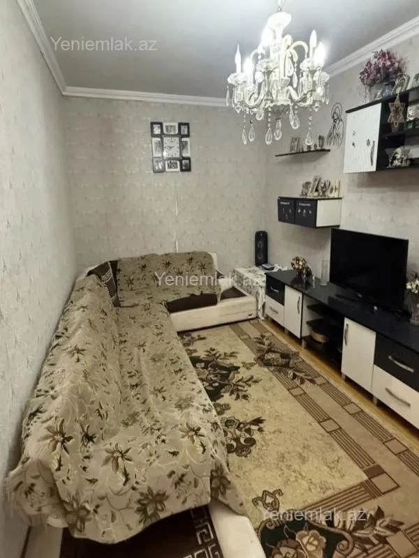 Satılır 2 otaqlı həyət evi 49.7 m²