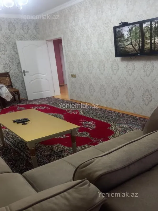 Satılır 4 otaqlı həyət evi 100 m²