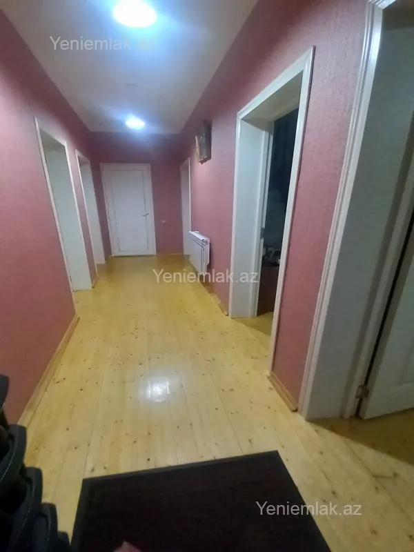 Satılır 4 otaqlı həyət evi 100 m²