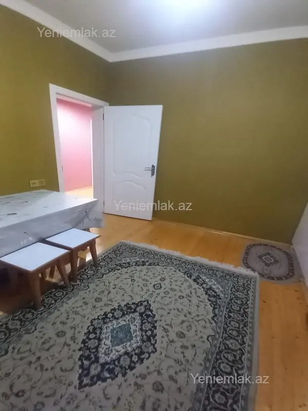 Satılır 4 otaqlı həyət evi 100 m²