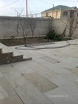 Satılır 4 otaqlı həyət evi 100 m²