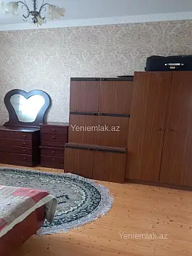 Satılır 4 otaqlı həyət evi 100 m²