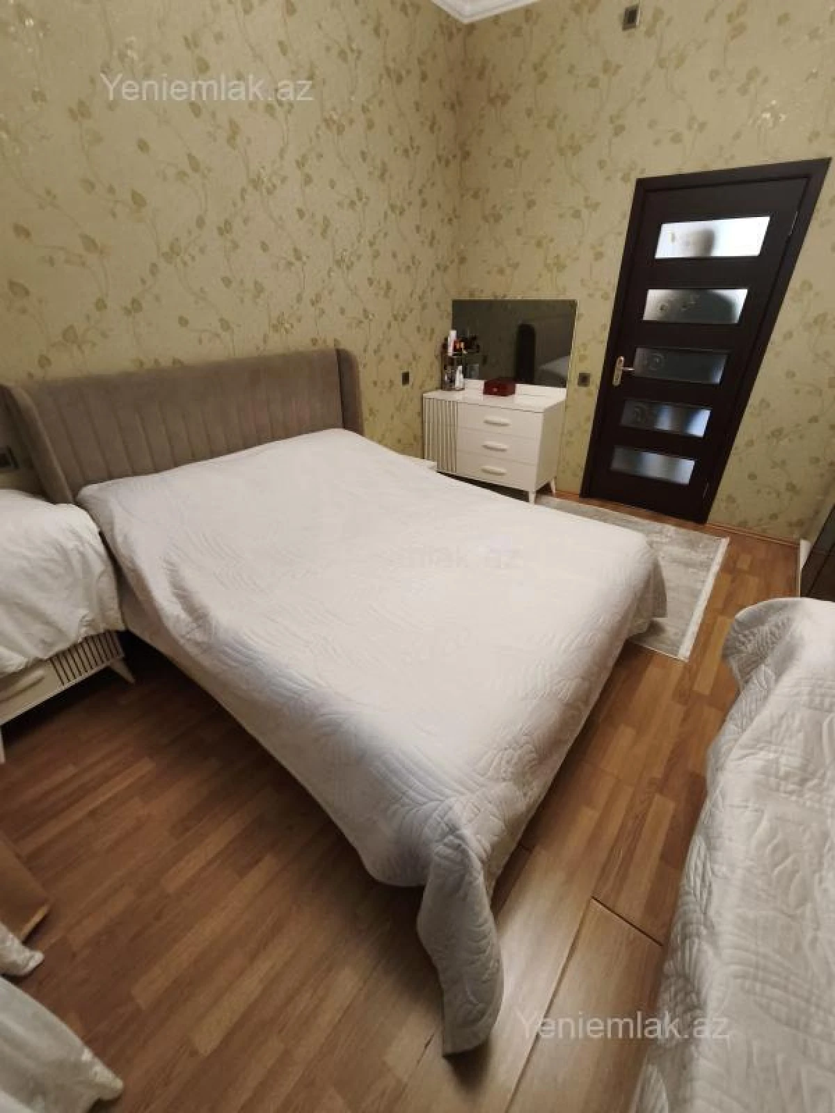 Satılır 3 otaqlı köhnə tikili 80 m²