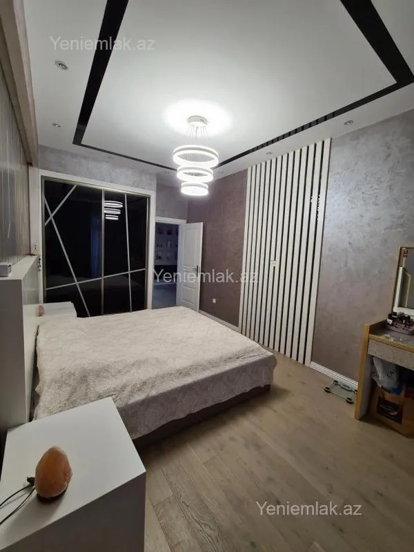Satılır 3 otaqlı yeni tikili 120 m²