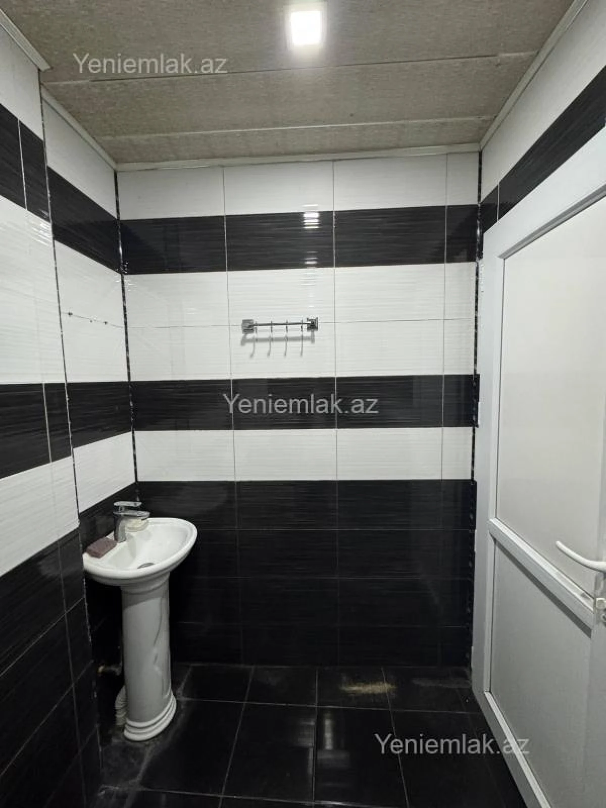 Satılır 2 otaqlı yeni tikili 44 m²