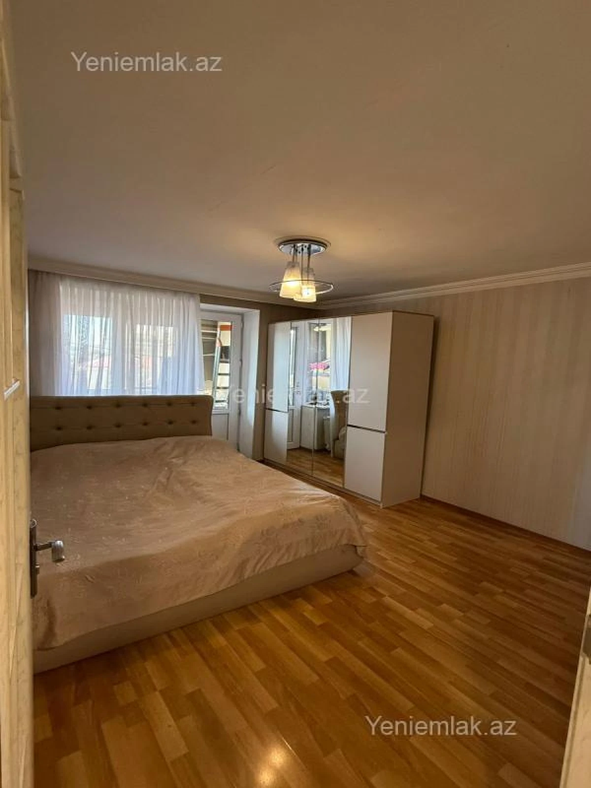 Satılır 3 otaqlı köhnə tikili 70 m²
