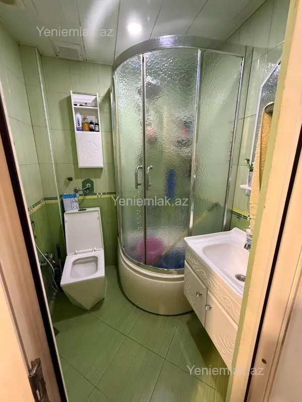 Satılır 3 otaqlı köhnə tikili 70 m²