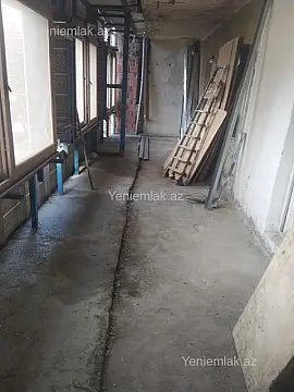 Satılır 4 otaqlı köhnə tikili 90 m²