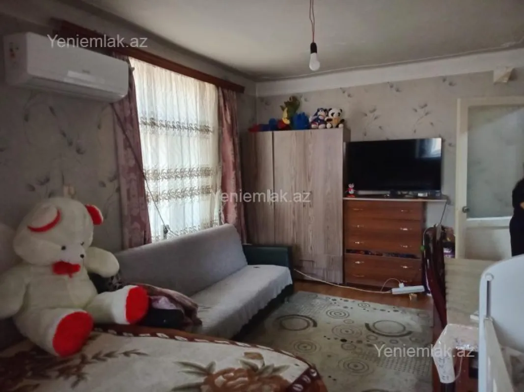 Satılır 1 otaqlı köhnə tikili 40 m²