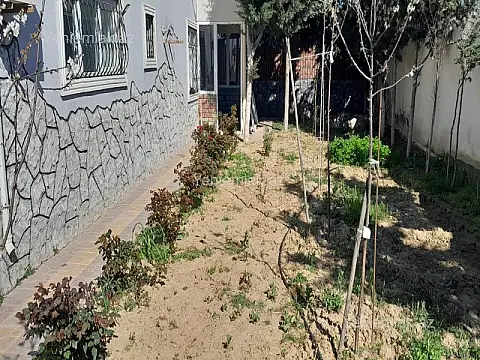 Satılır 4 otaqlı həyət evi 140 m²
