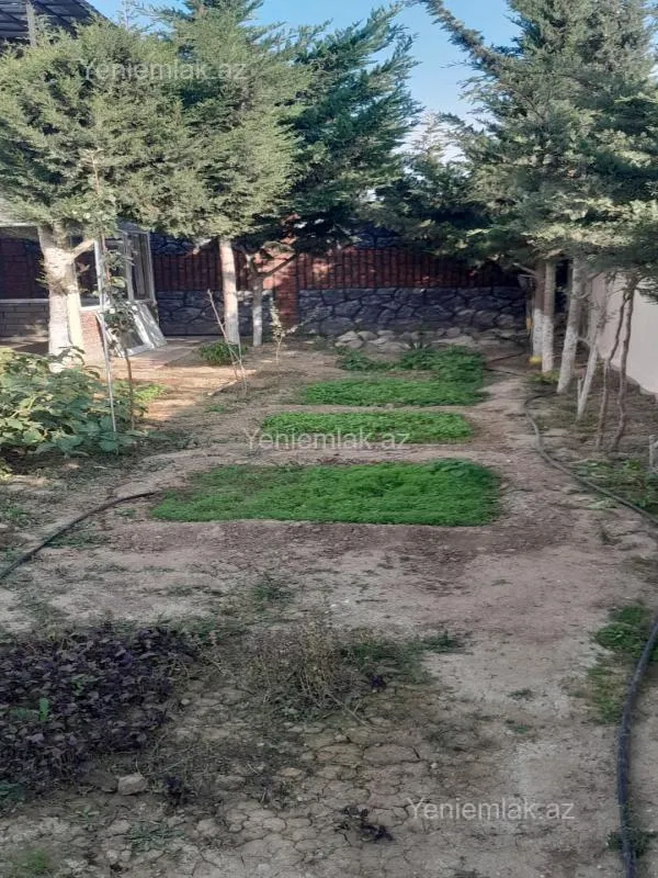 Satılır 4 otaqlı həyət evi 140 m²